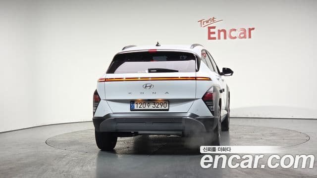 Hyundai Kona гибрид (SX2) Inspiration, 2024 4