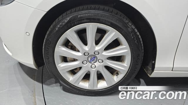 Volvo V40 2세대, 2016 все фото