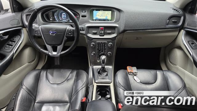 Volvo V40 2세대, 2016 7