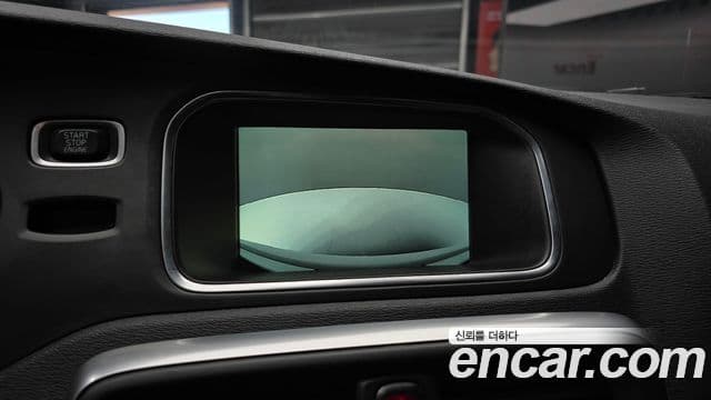 Volvo V40 2세대, 2016 16