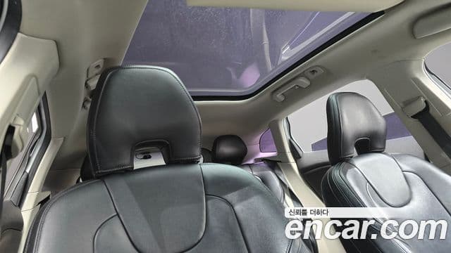 Volvo V40 2세대, 2016 19