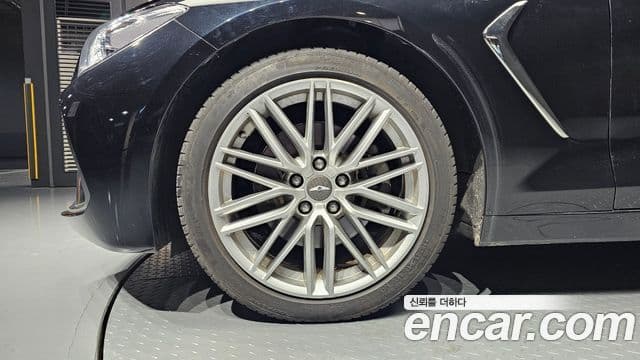 Genesis G70 Elite, 2020 все фото