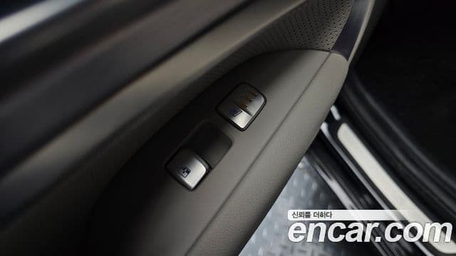 Genesis G70 Elite, 2020 19