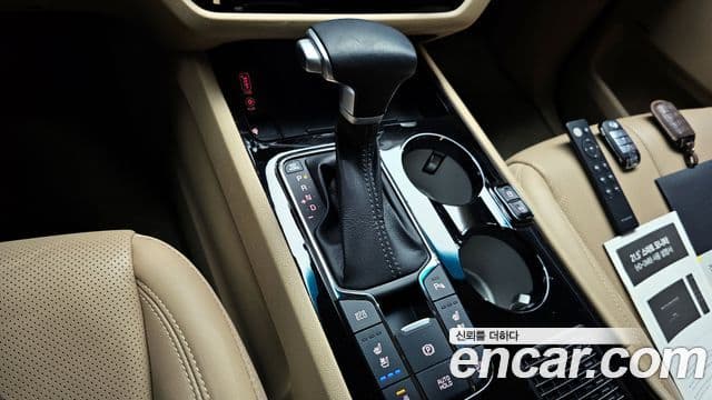 Kia The / новый New Carnival Noblesse Special, 2020 9