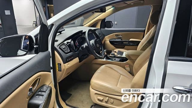 Kia The / новый New Carnival Noblesse Special, 2020 10