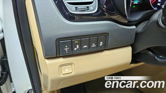 Kia The / новый New Carnival Noblesse Special, 2020 16