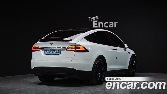 Tesla модель X Long Range, 2020 2
