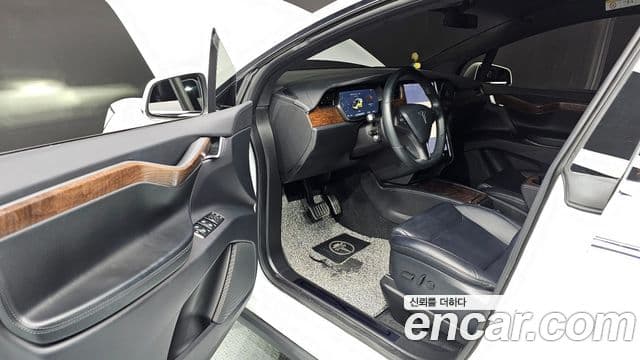 Tesla модель X Long Range, 2020 10