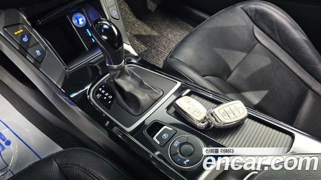 Hyundai i40 살룬 PYL, 2014 9