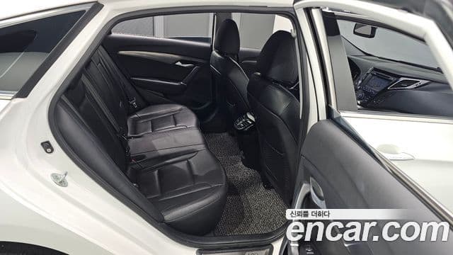 Hyundai i40 살룬 PYL, 2014 12