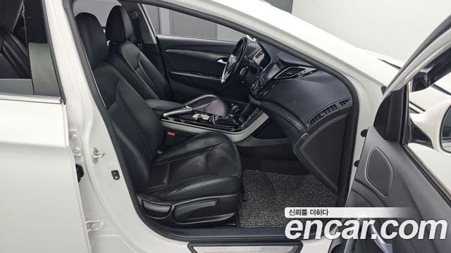 Hyundai i40 살룬 PYL, 2014 13