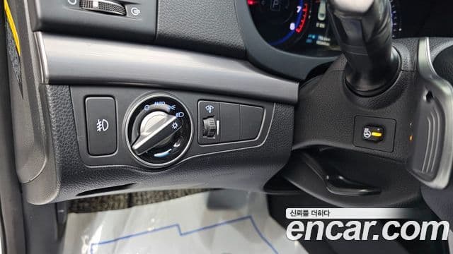 Hyundai i40 살룬 PYL, 2014 15