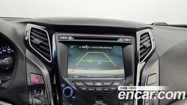 Hyundai i40 살룬 PYL, 2014 18