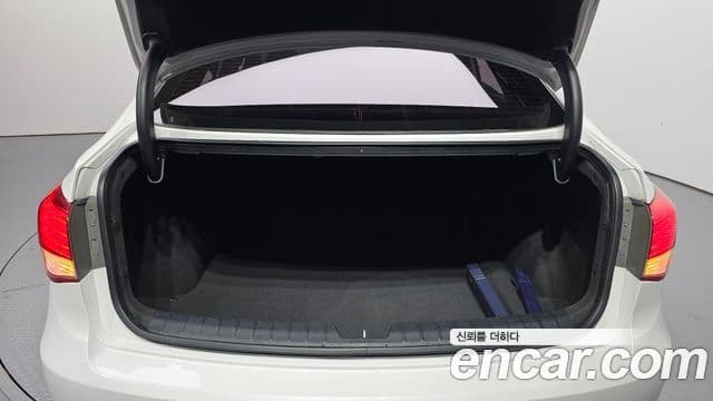 Hyundai i40 살룬 PYL, 2014 20