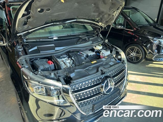 Mercedes-Benz V-класс W447, 2025 6