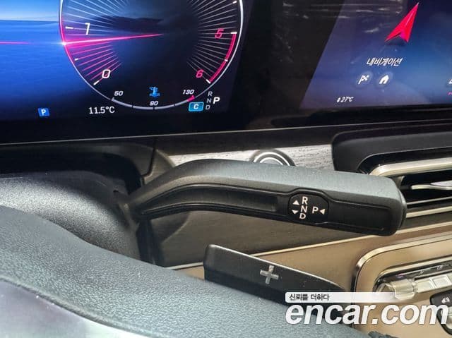 Mercedes-Benz V-класс W447, 2025 9