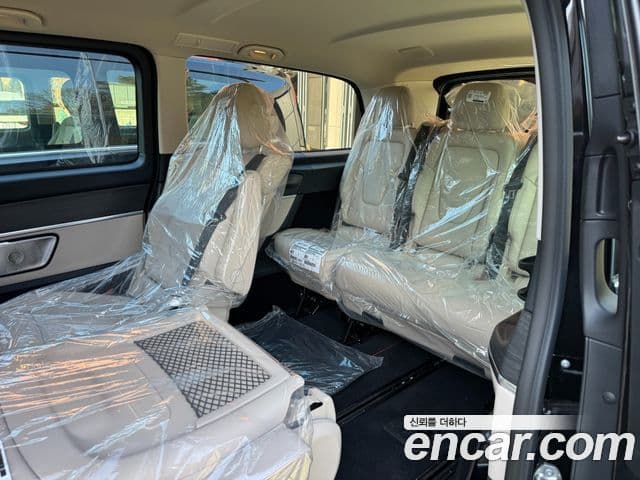 Mercedes-Benz V-класс W447, 2025 14