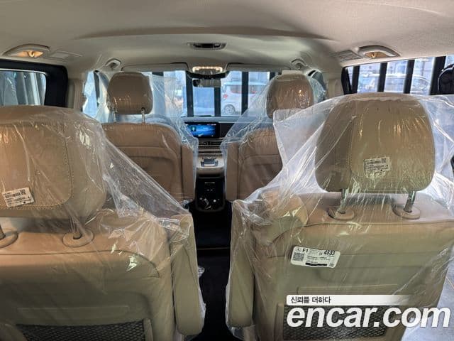 Mercedes-Benz V-класс W447, 2025 15