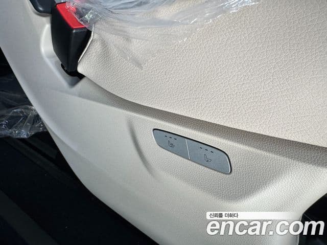 Mercedes-Benz V-класс W447, 2025 18