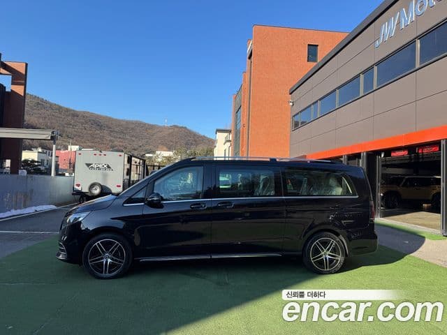 Mercedes-Benz V-класс W447, 2025 19