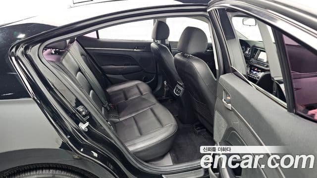 Hyundai Avante AD 1.6 GDI Smart, 2017 11