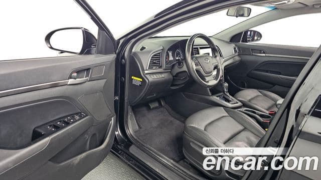 Hyundai Avante AD 1.6 GDI Smart, 2017 12