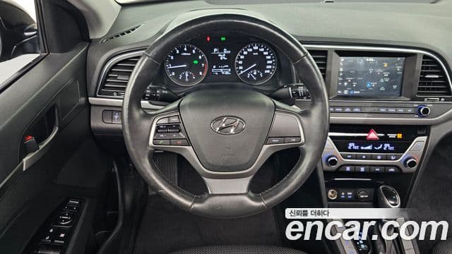 Hyundai Avante AD 1.6 GDI Smart, 2017 13