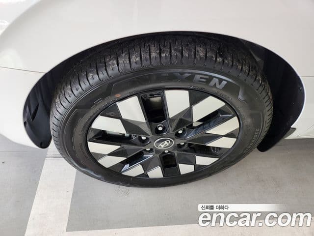 Hyundai Staria Inspiration, 2025 все фото