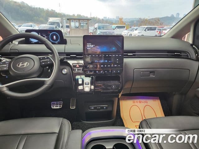 Hyundai Staria Inspiration, 2025 7
