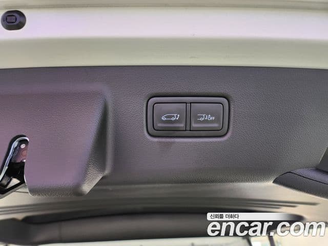 Hyundai Staria Inspiration, 2025 16