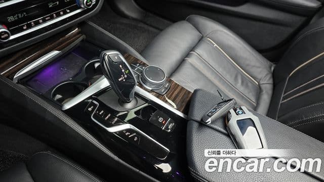 BMW 5시리즈 (G30) 520i M Sport, 2021 9