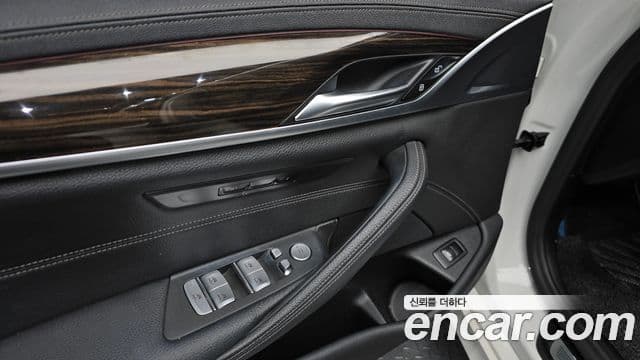 BMW 5시리즈 (G30) 520i M Sport, 2021 17