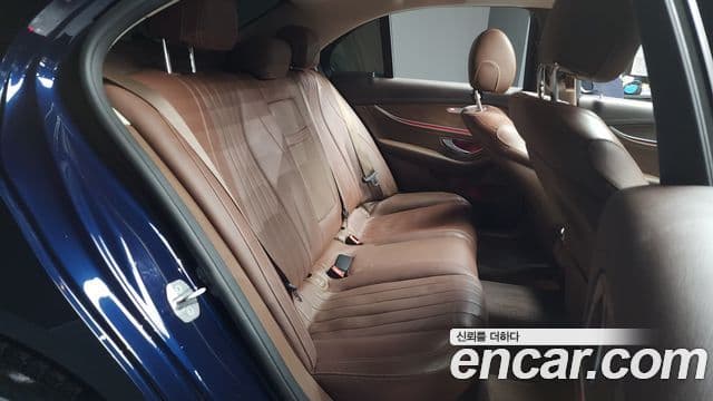 Mercedes-Benz E-класс W213 Exclusive, 2017 12