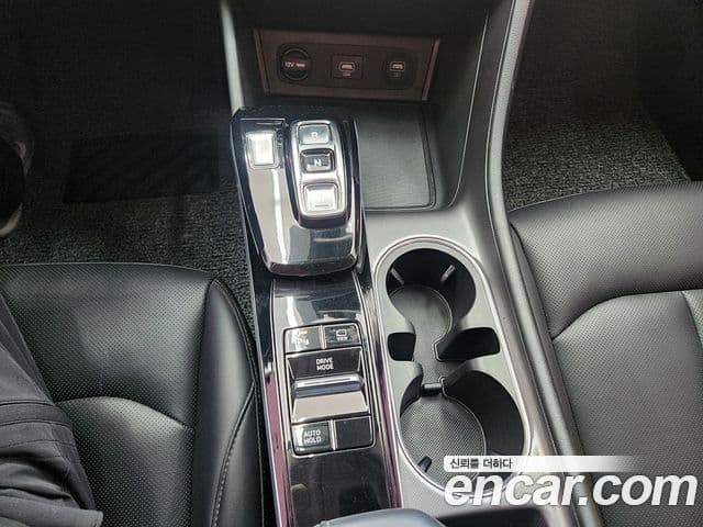 Hyundai Sonata (DN8) Premium Family, 2021 13