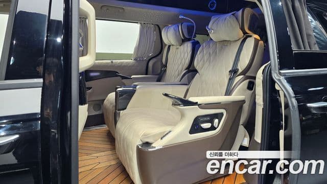 Kia Carnival 4세대 бензин 9인승 High Limousine(компания по спецнадстройкам), 2023 12