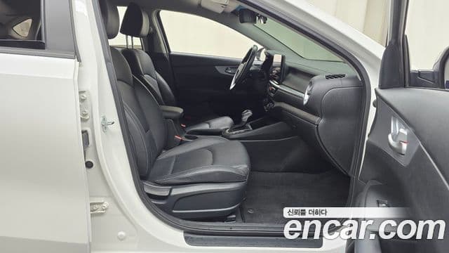 Kia The / новый New K3 2세대 Prestige, 2022 11