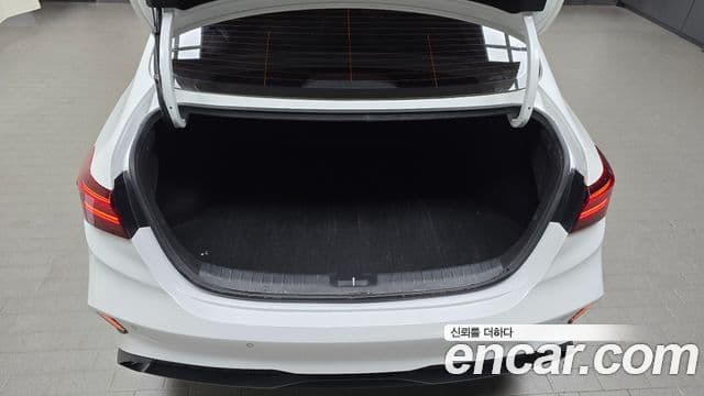 Kia The / новый New K3 2세대 Prestige, 2022 20