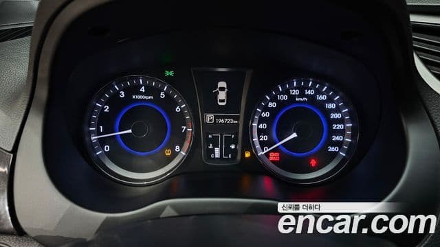 Hyundai Grandeur HG Premium, 2013 8