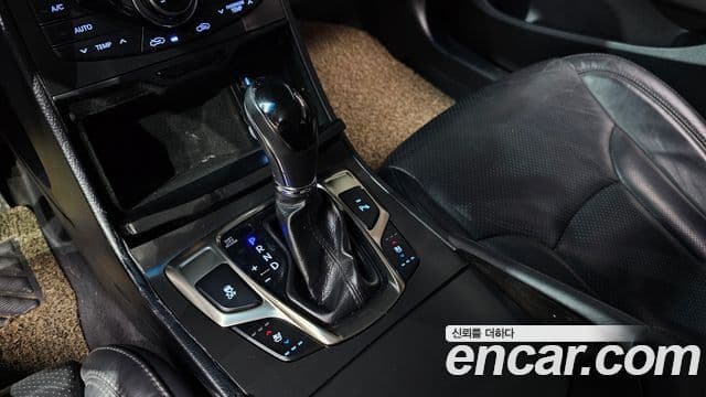 Hyundai Grandeur HG Premium, 2013 9