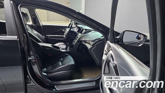 Hyundai Grandeur HG Premium, 2013 10