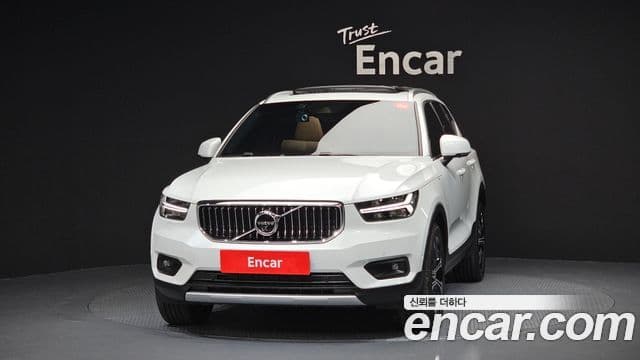 Volvo XC40 T4 Inscription, 2019 3