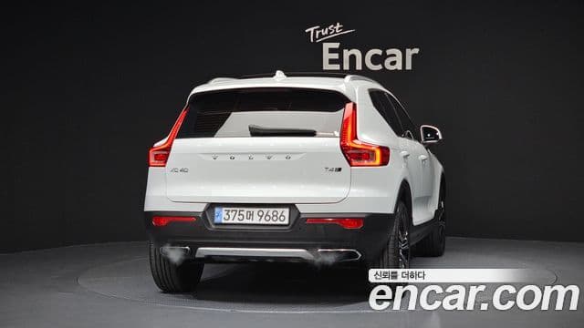 Volvo XC40 T4 Inscription, 2019 4