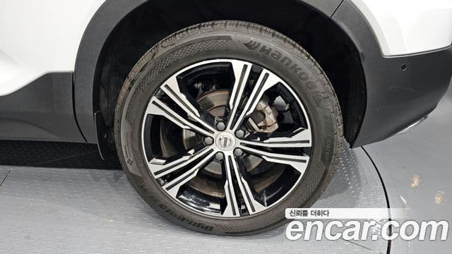 Volvo XC40 T4 Inscription, 2019 все фото