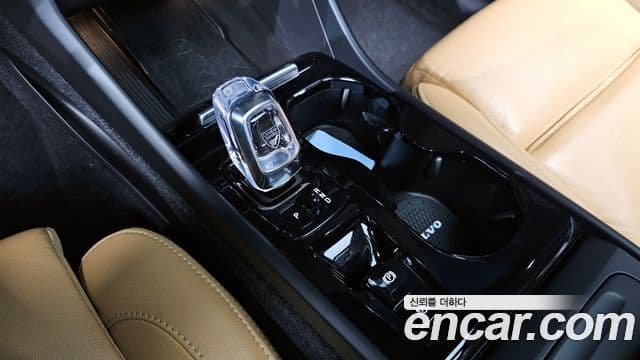 Volvo XC40 T4 Inscription, 2019 9