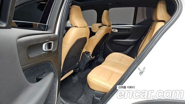 Volvo XC40 T4 Inscription, 2019 10