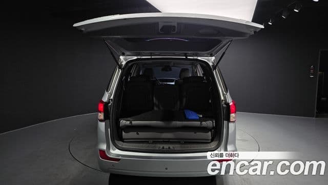 KG모빌리티(SsangYong) Korando 투리스모 4WD GT 9인승, 2014 20