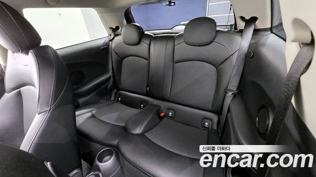 Mini Cooper D 3세대, 2018 12