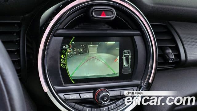 Mini Cooper D 3세대, 2018 15