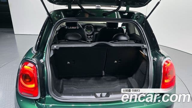 Mini Cooper D 3세대, 2018 20