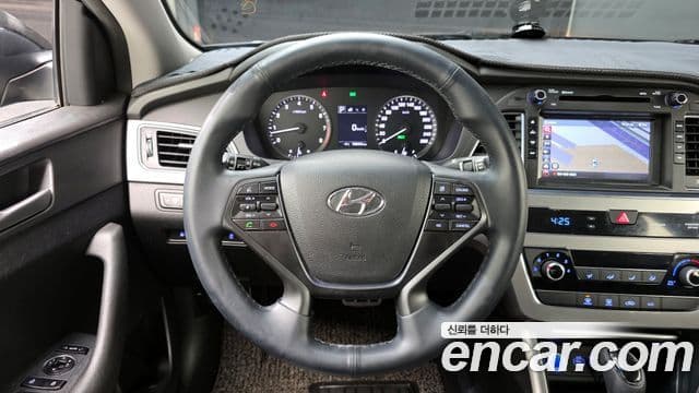 Hyundai LF Sonata Modern, 2016 13